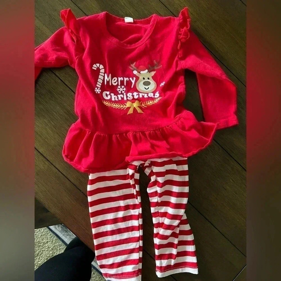 Other - TODDLER CHRISTMAS BUNDLE : 3 outfits, Christmas themed